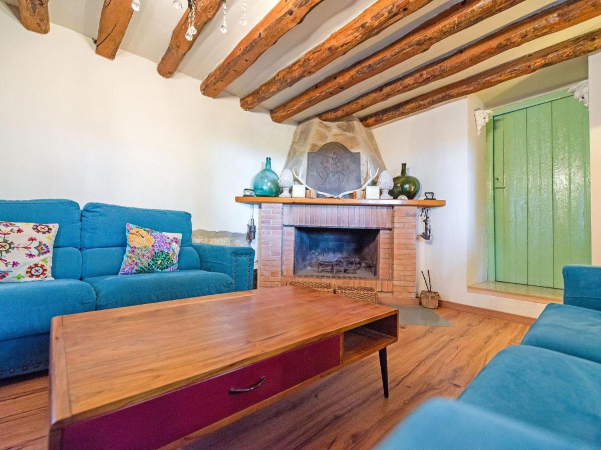 Lively Holiday Home In Fraga With Private Pool מראה חיצוני תמונה