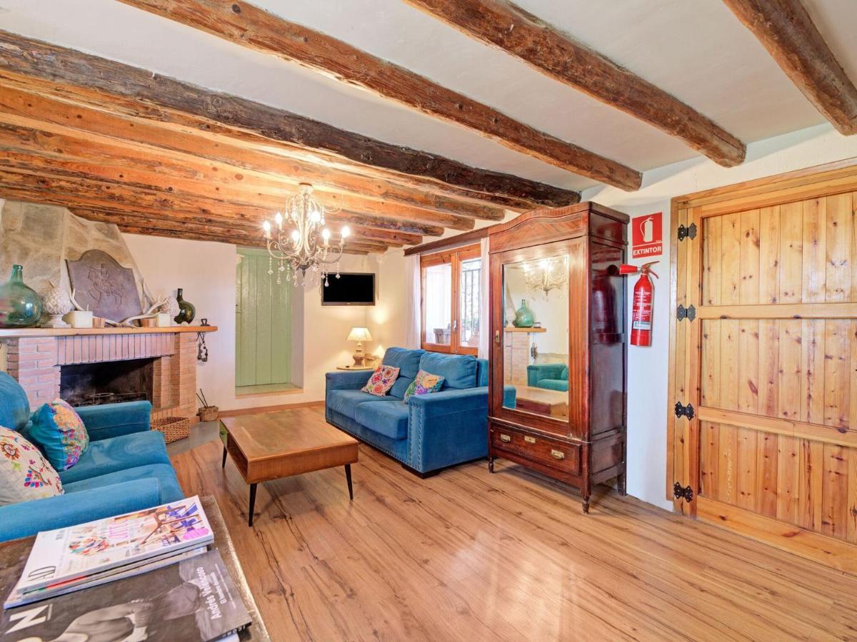 Lively Holiday Home In Fraga With Private Pool מראה חיצוני תמונה